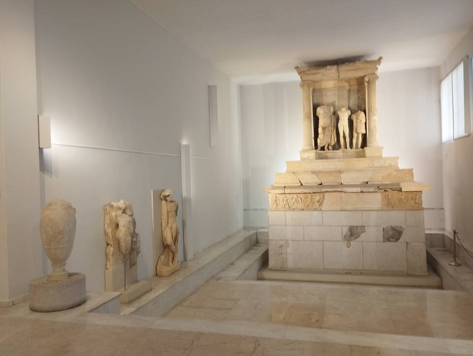 Piraeus Museum